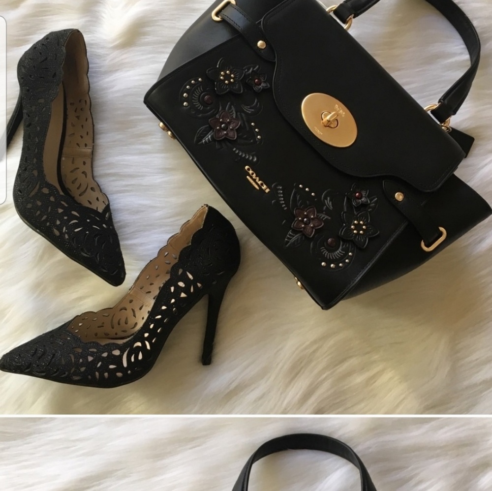 ISO LOOKING TO RE PURCHASE THIS BAG